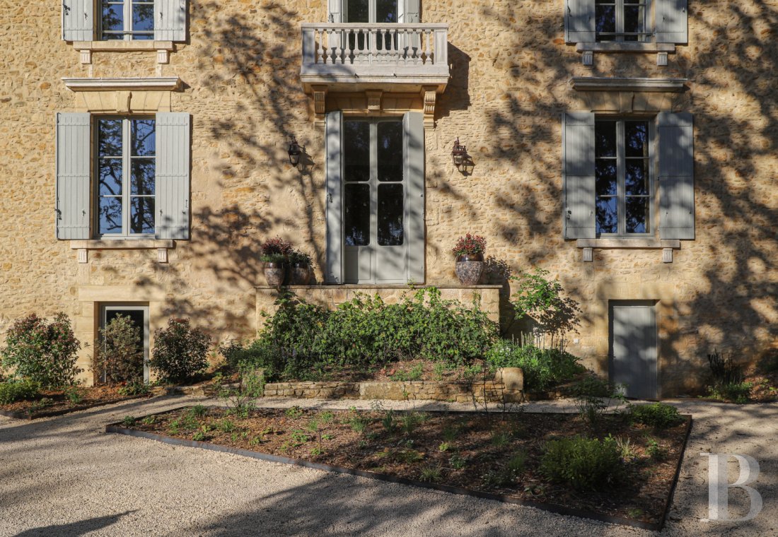 A 1920s house surrounded by a large park in the heart of Sarlat, in the Dordogne - photo  n°6